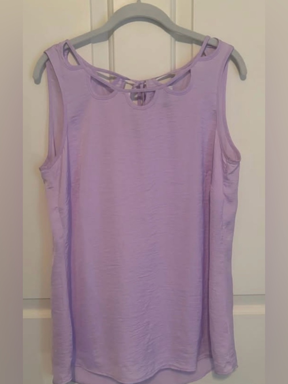 Cabi 5909 Cutout Top